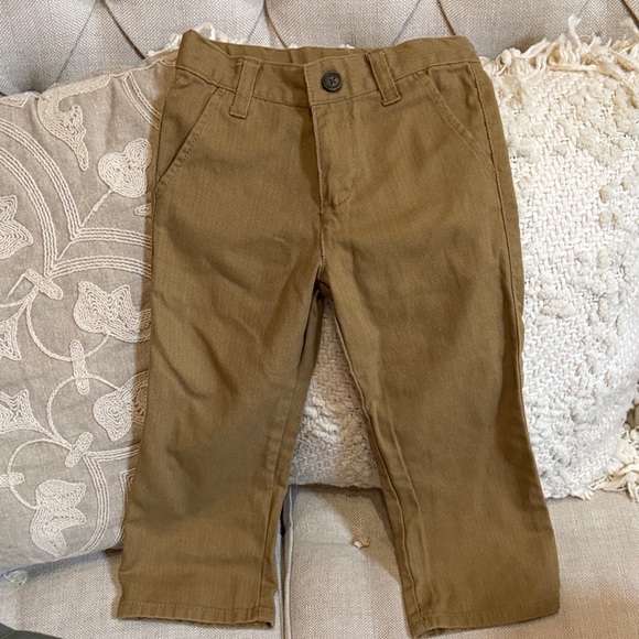 Set of Four Toddlers Pants (size 3T) - Picture 6 of 13